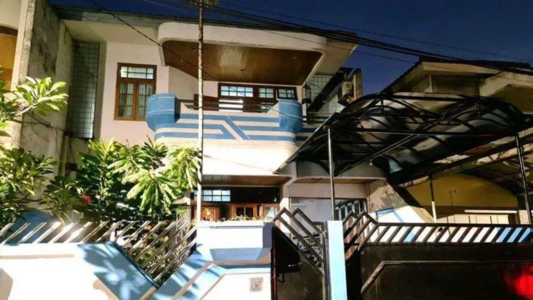 DIJUAL RUMAH DAERAH CIDENG JAKARTA PUSAT